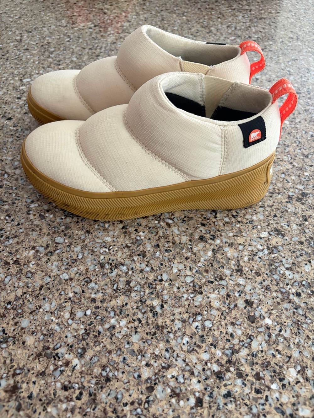Sorel Kids Cream Slip-On Puff Sneakers with Gum Sole and Coral Pull Tab
